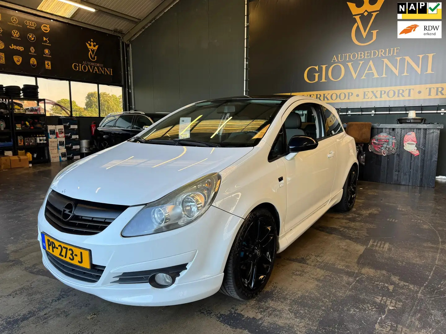 Opel Corsa 1.4-16V Edition inruilen is mogelijk Wit - 1