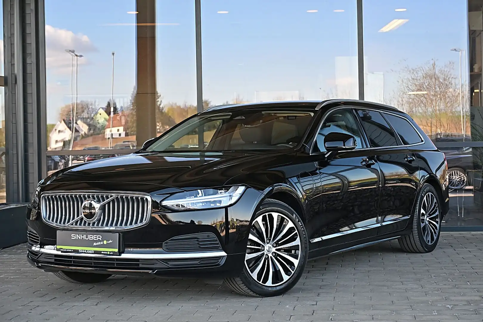 Volvo V90 T6 AWD Recharge PHEV Core ACC, AHK schwenkbar, ... Schwarz - 1