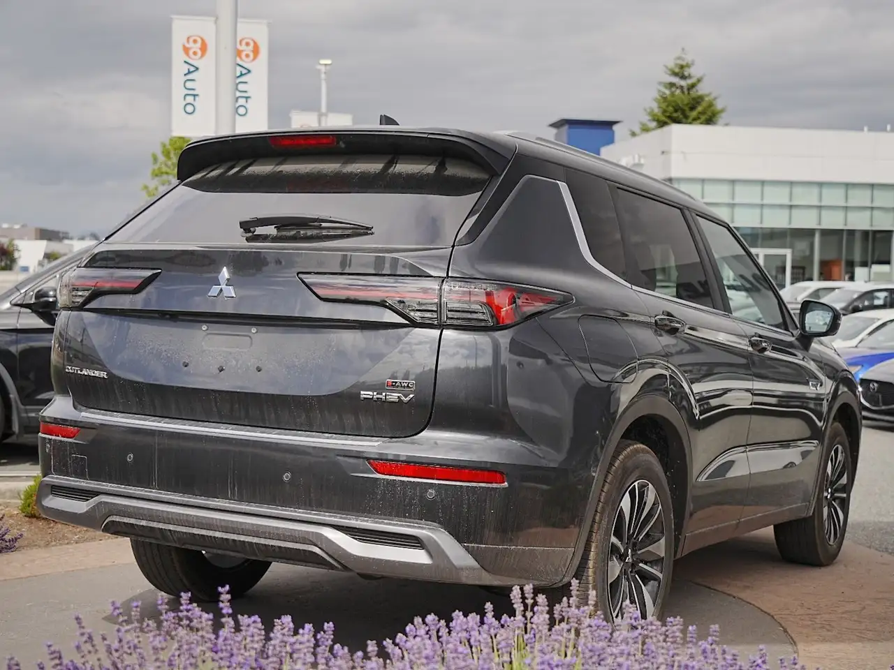 Mitsubishi Outlander снимка Mitsubishi Outlander