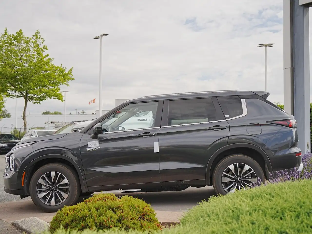 Mitsubishi Outlander снимка Mitsubishi Outlander