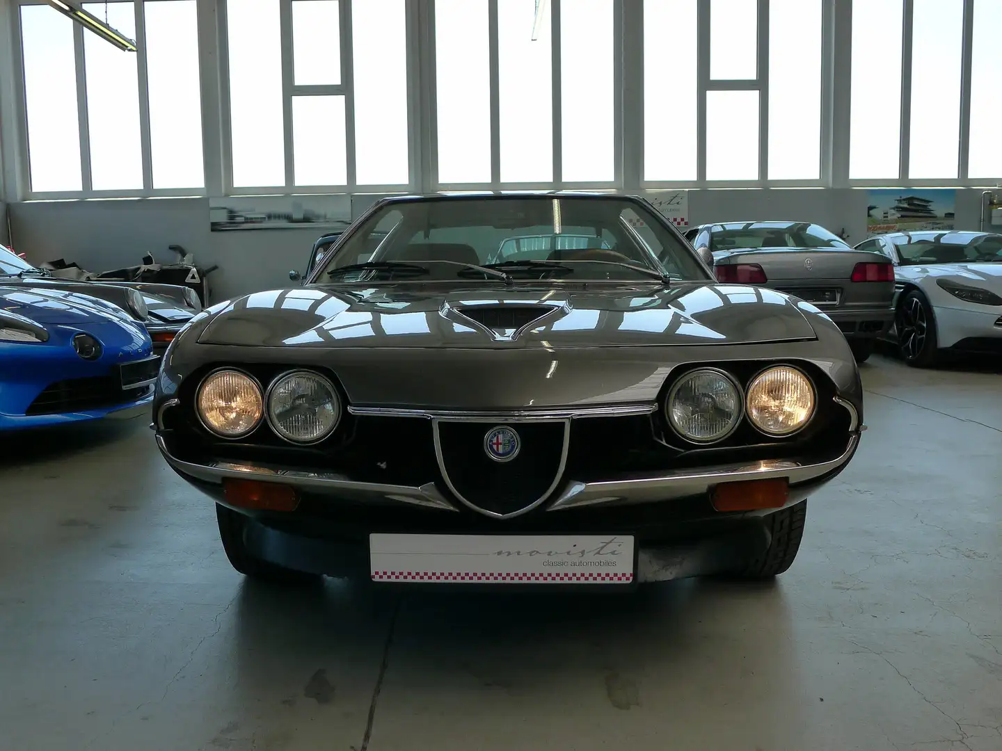 Alfa Romeo Montreal restauriert, tolle Historie Grau - 2