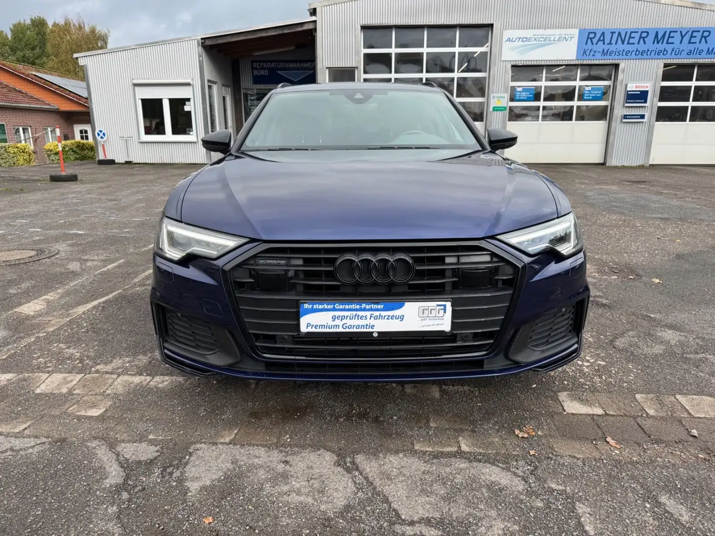 Audi A6 Avant 55 TFSI e quattro sport S-LIne Blau - 2