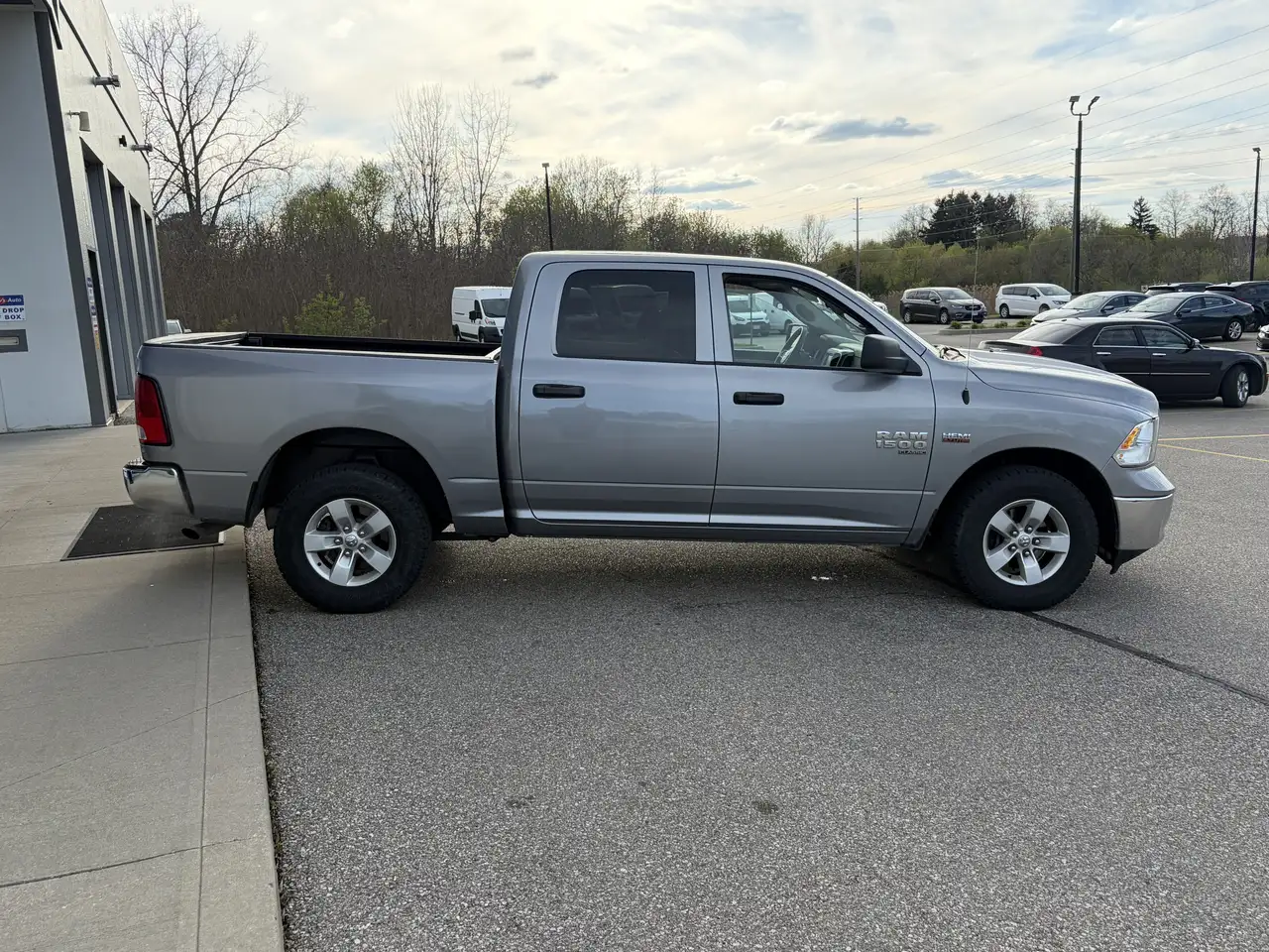 RAM 1500 снимка RAM 1500