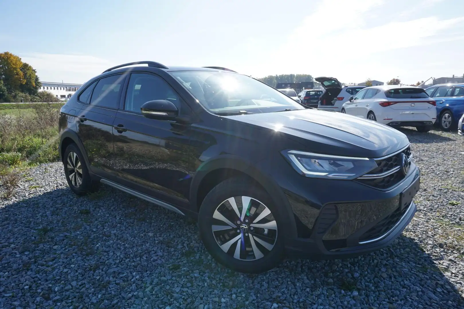 Volkswagen Taigo 1.0TSI Life DSG Navi/MirrorLi Kamera SHZ Siyah - 1