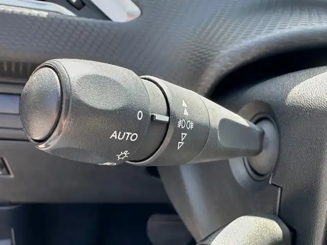 Peugeot 2008 view 13