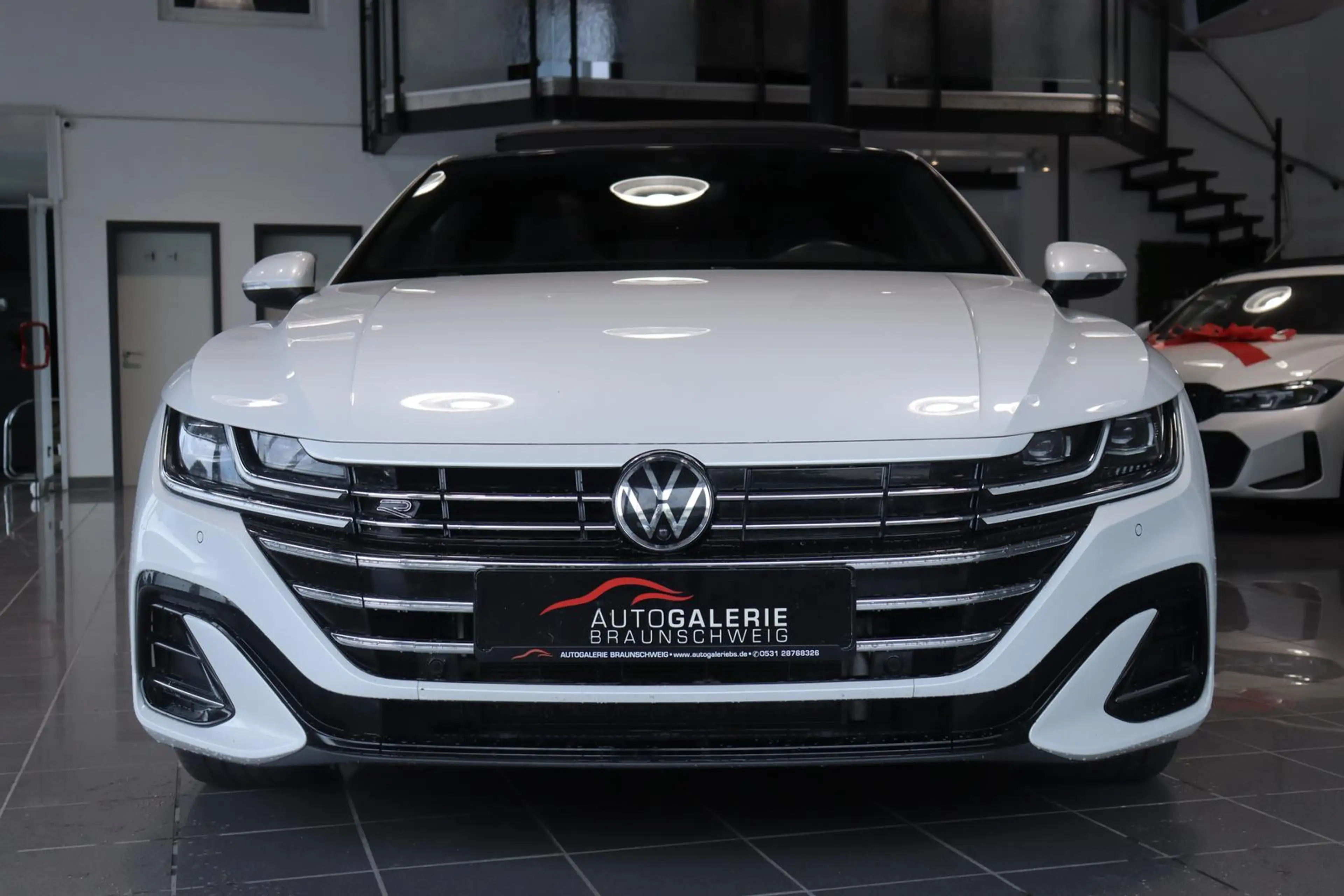 Volkswagen Arteon 1.4 TSI DSG R-LINE eHybrid *PANO*MATRIX* — photo 6