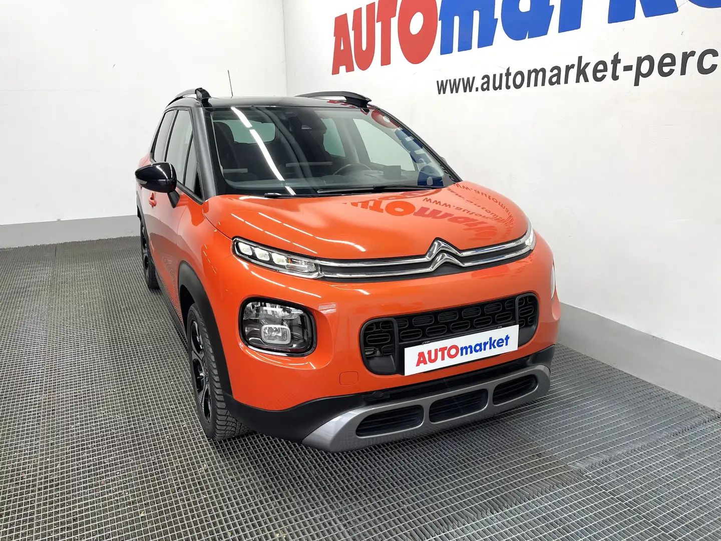 Citroen C3 Aircross 1.2 puretech Shine Pack Arancione - 2