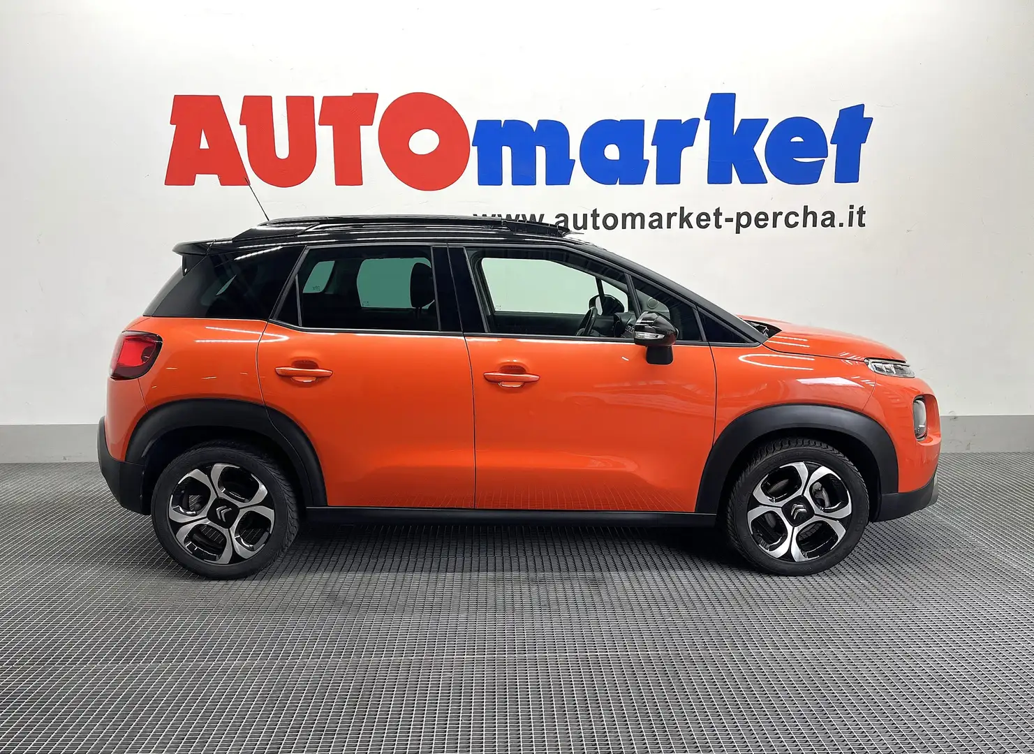 Citroen C3 Aircross 1.2 puretech Shine Pack Arancione - 1