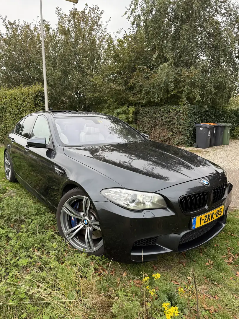 BMW M5 Competition Pack Grau - 2