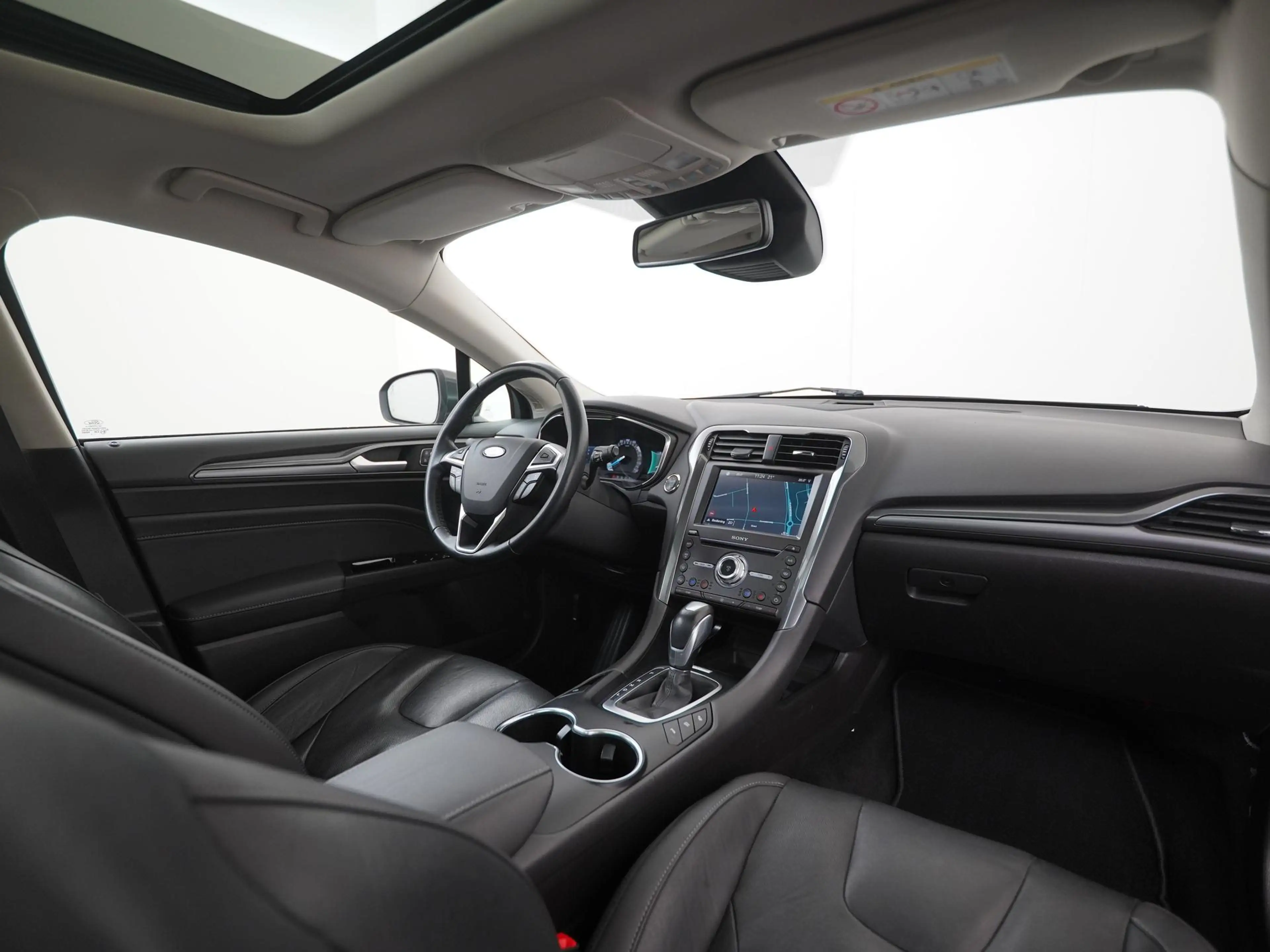 Ford Mondeo Wagon 2.0 IVCT HEV Titanium | Schuifdak | Trekhaak — photo 2