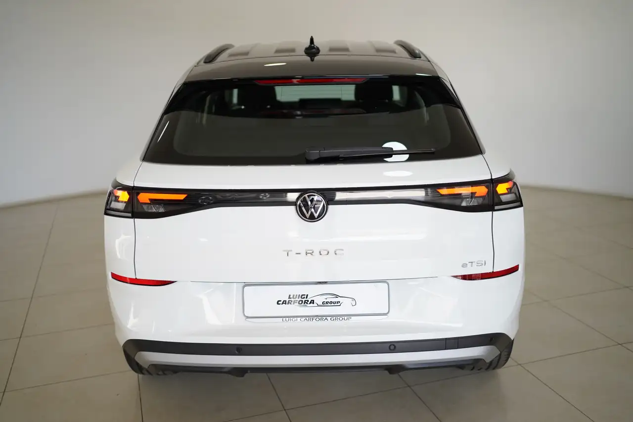 Volkswagen T-Roc 1.5 eTSI ACT DSG Life 18