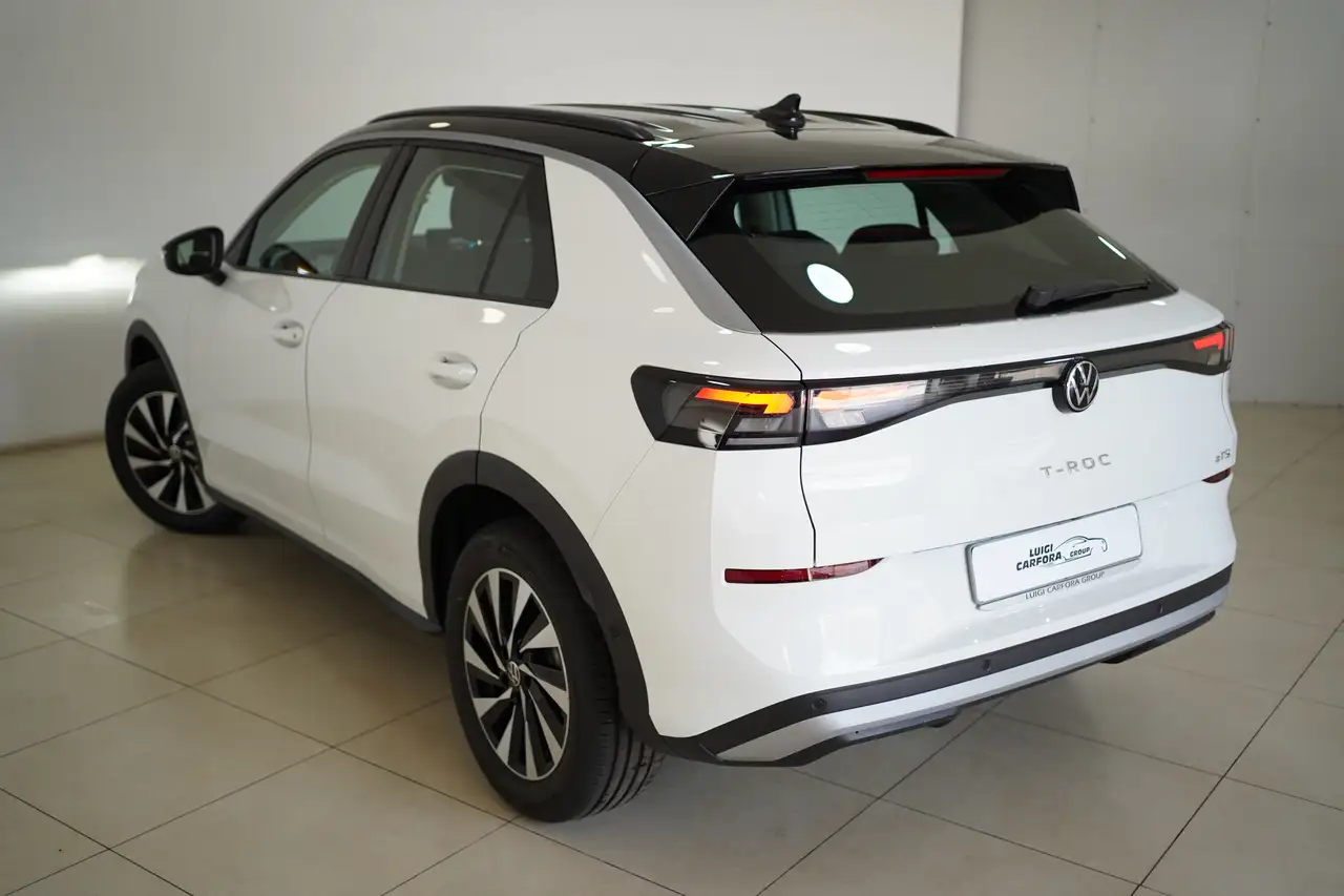 Volkswagen T-Roc 1.5 eTSI ACT DSG Life 19