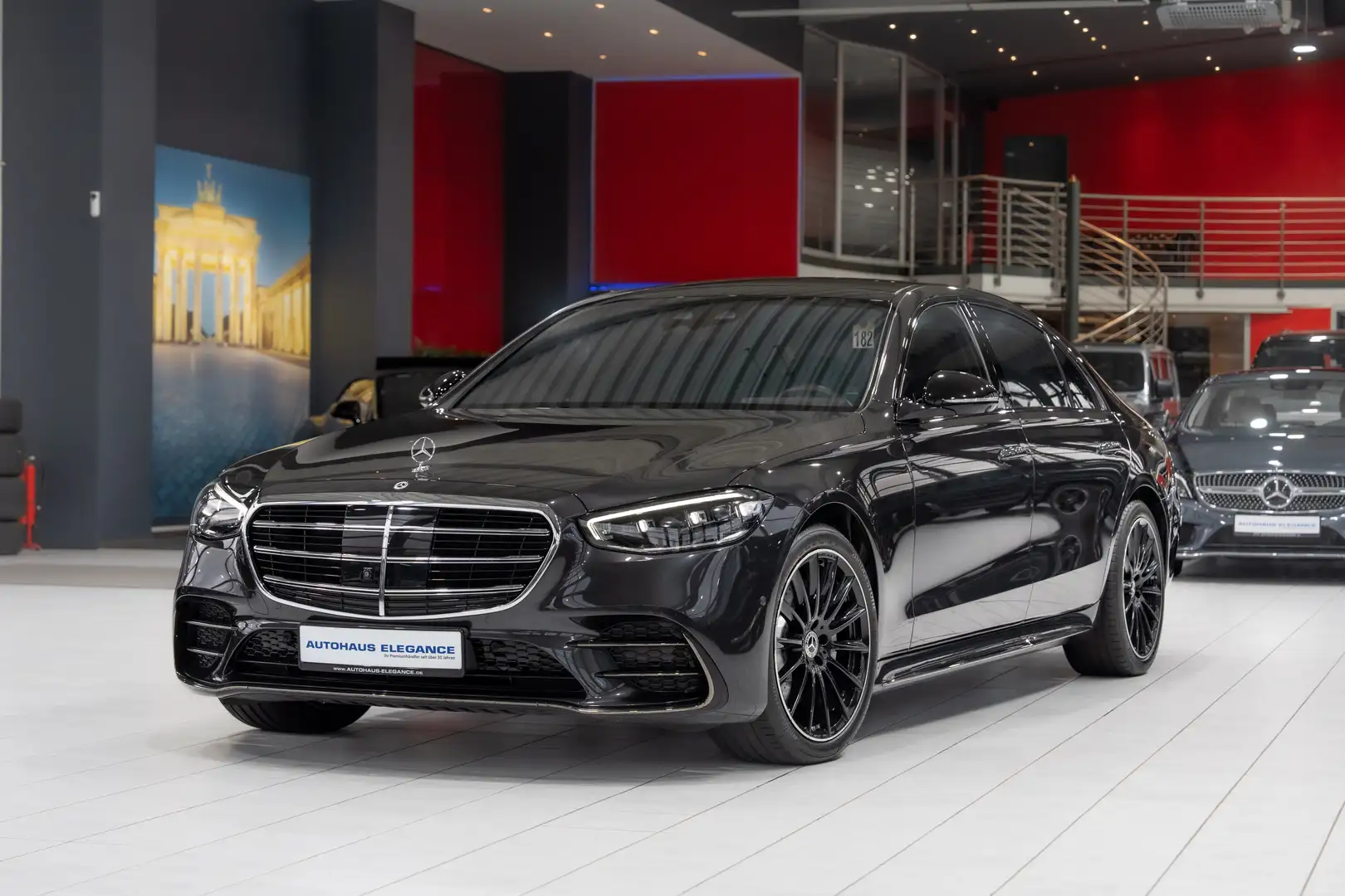 Mercedes-Benz S 500 4Matic L*CHAUFFEUR-PAKET*BURM* 360° *1.HD Сірий - 1
