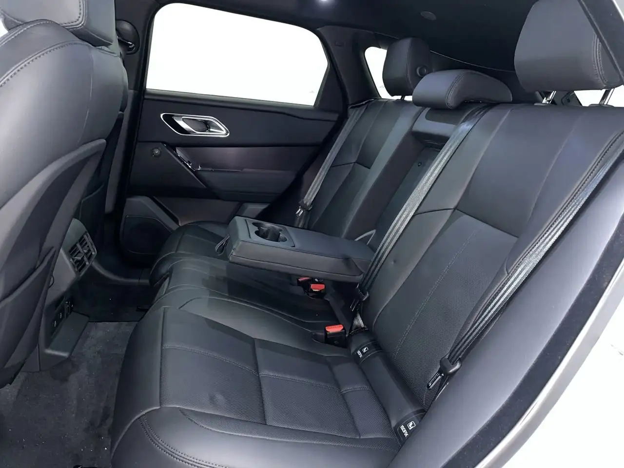 Land Rover Range Rover Velar снимка Land Rover Range Rover Velar
