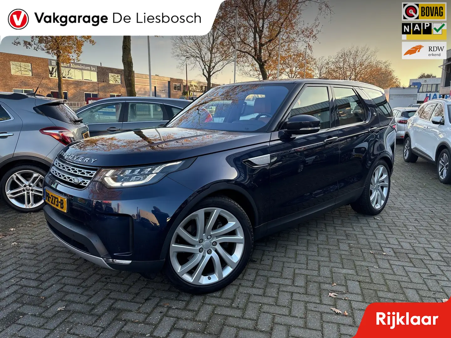 Land Rover Discovery 2.0 TD4 HSE Luxury/pano/leer/navi/camera/trekhaak/ Blau - 1