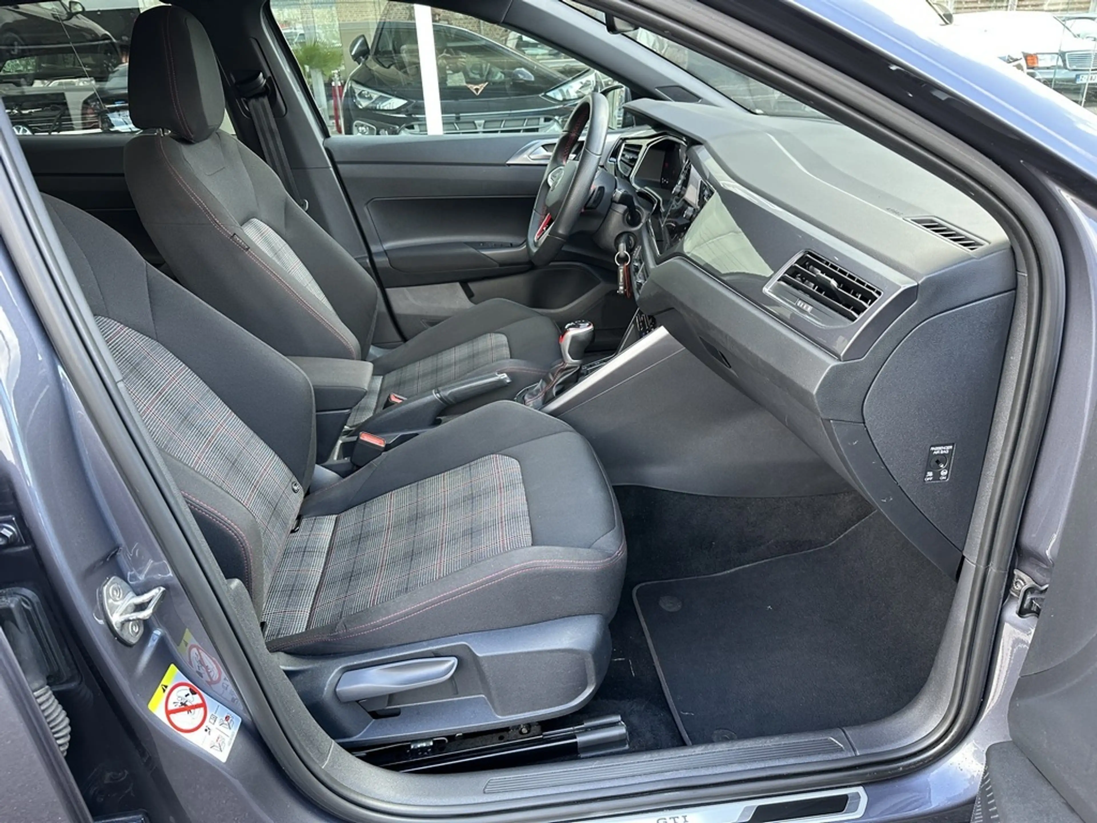 Volkswagen Polo GTI 2.0 TSI DSG | Apple&Android | IQLight Matrix | IQDrive | Stoelverwarming — photo 23