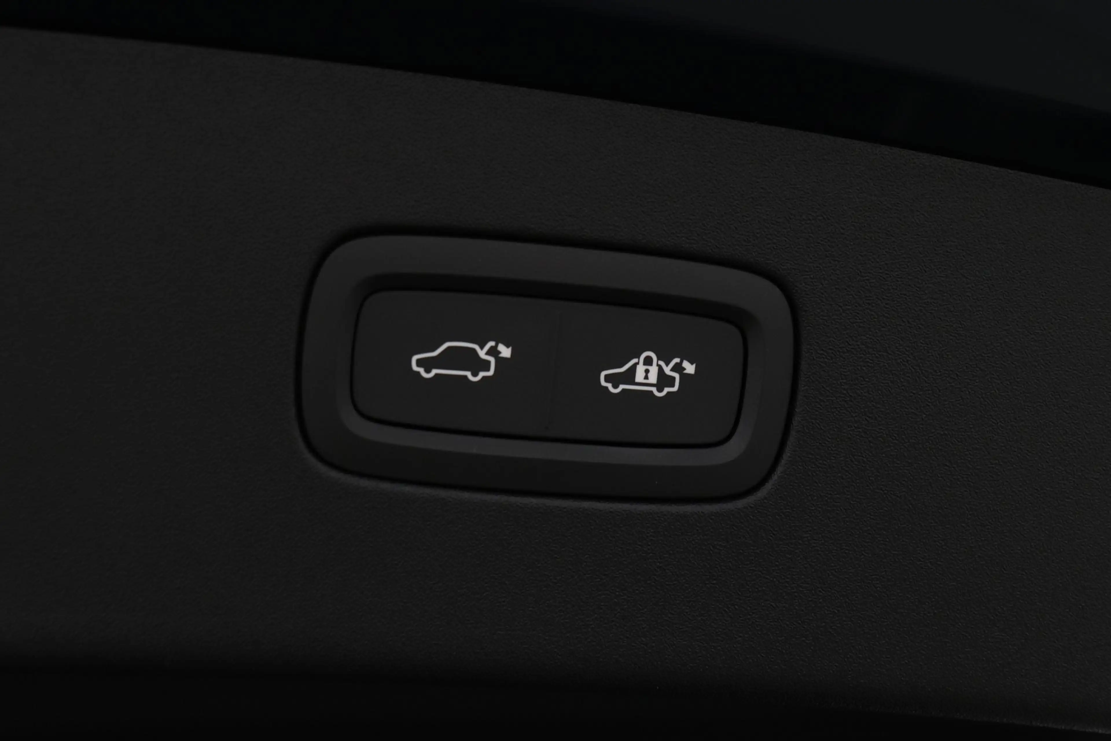 Volvo ES90 Single Motor Extended Range Ultra 92 kWh | FACELIF — photo 49