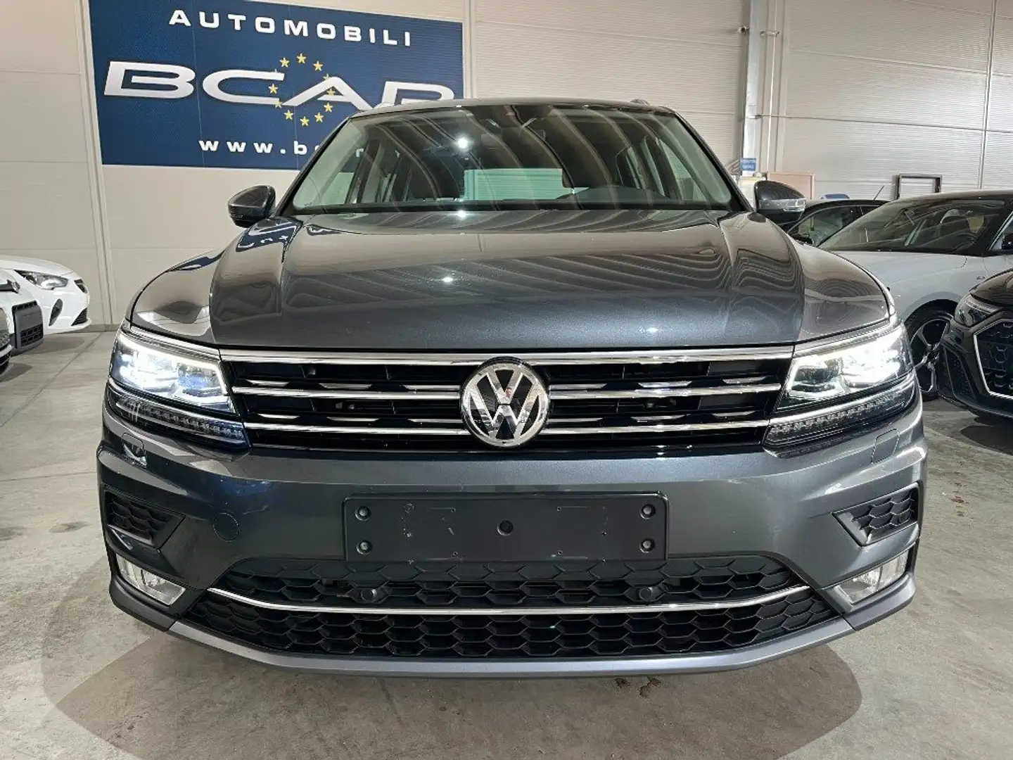 Volkswagen Tiguan 2.0 TDI DSG 4MOTION Executive "18 Advanced /NAVI Grigio - 2