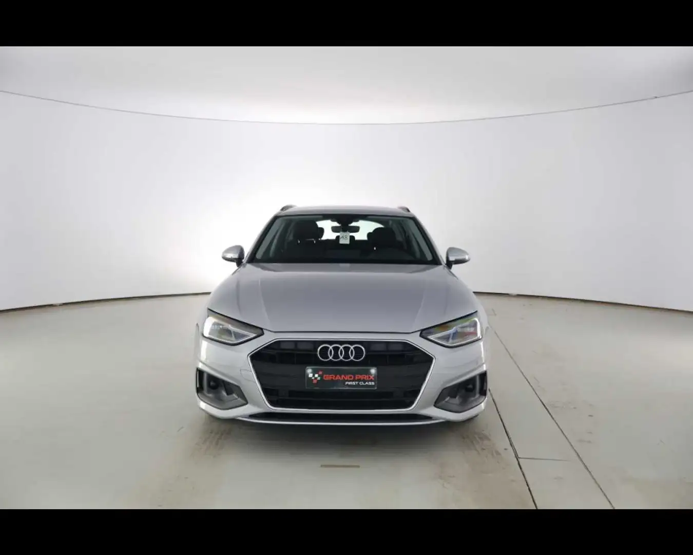 Audi A4 Avant 35 TDI/163 CV S tronic Business Grau - 2