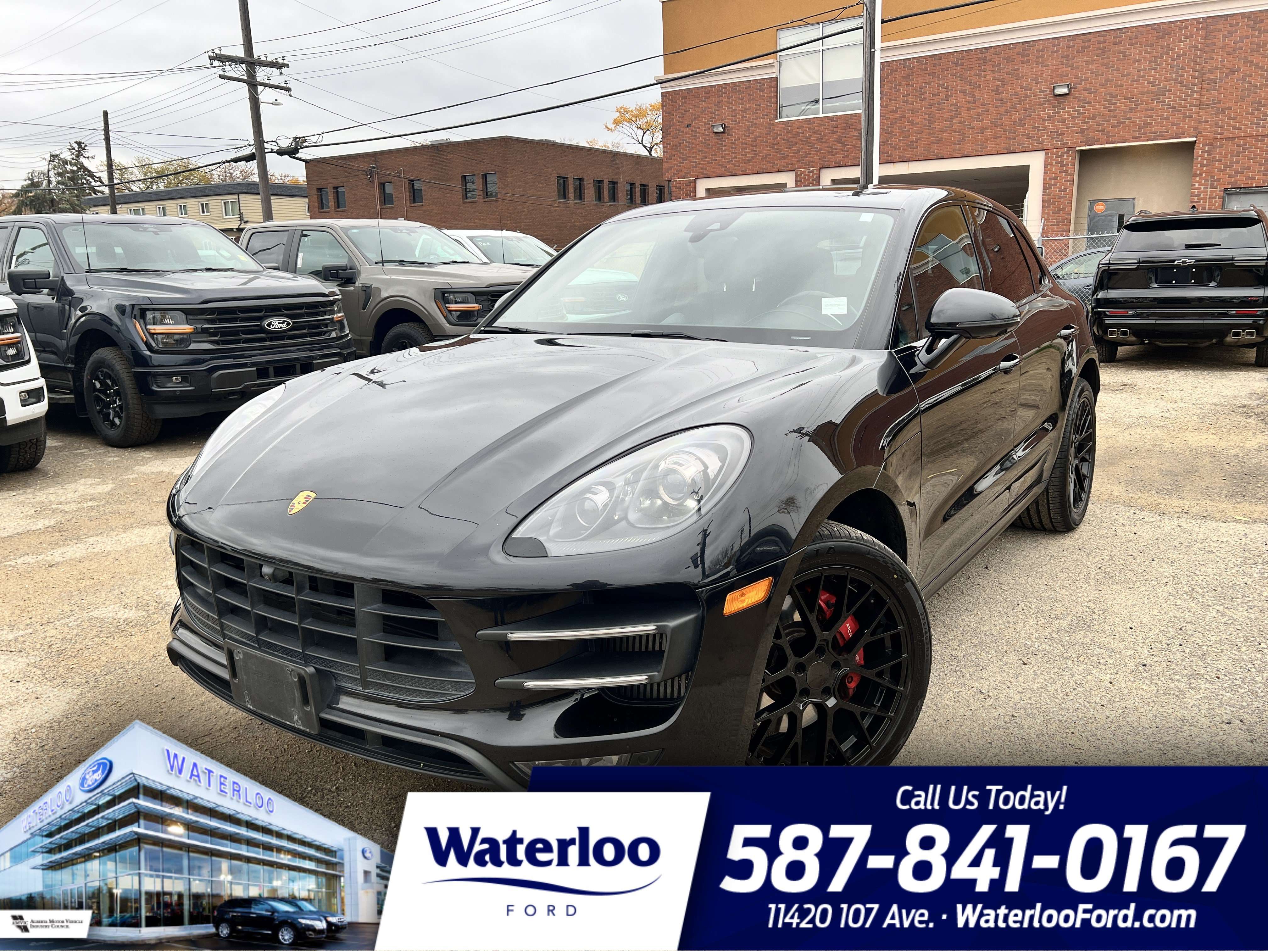 2016 Porsche Macan Turbo