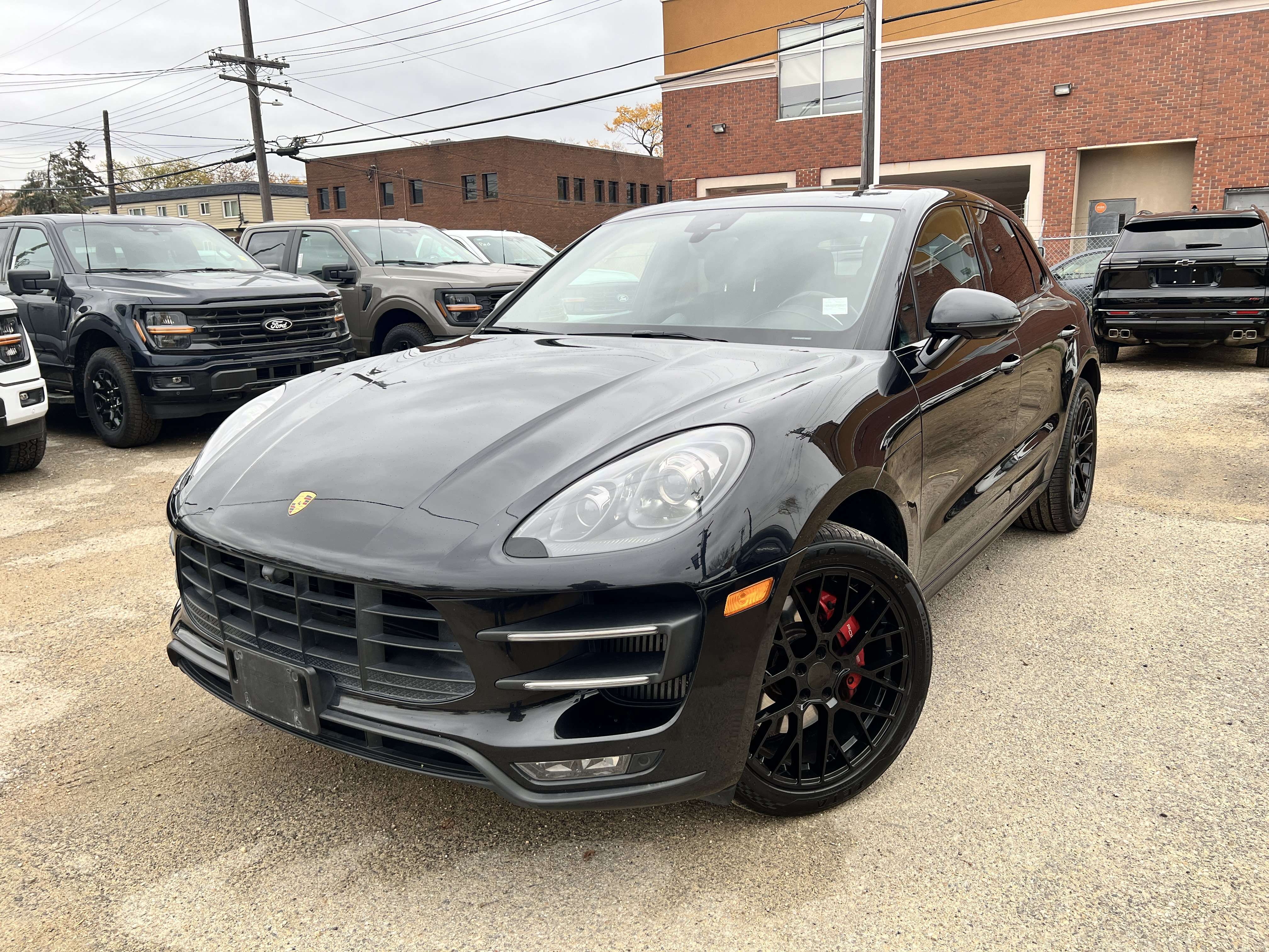 2016 Porsche Macan Turbo