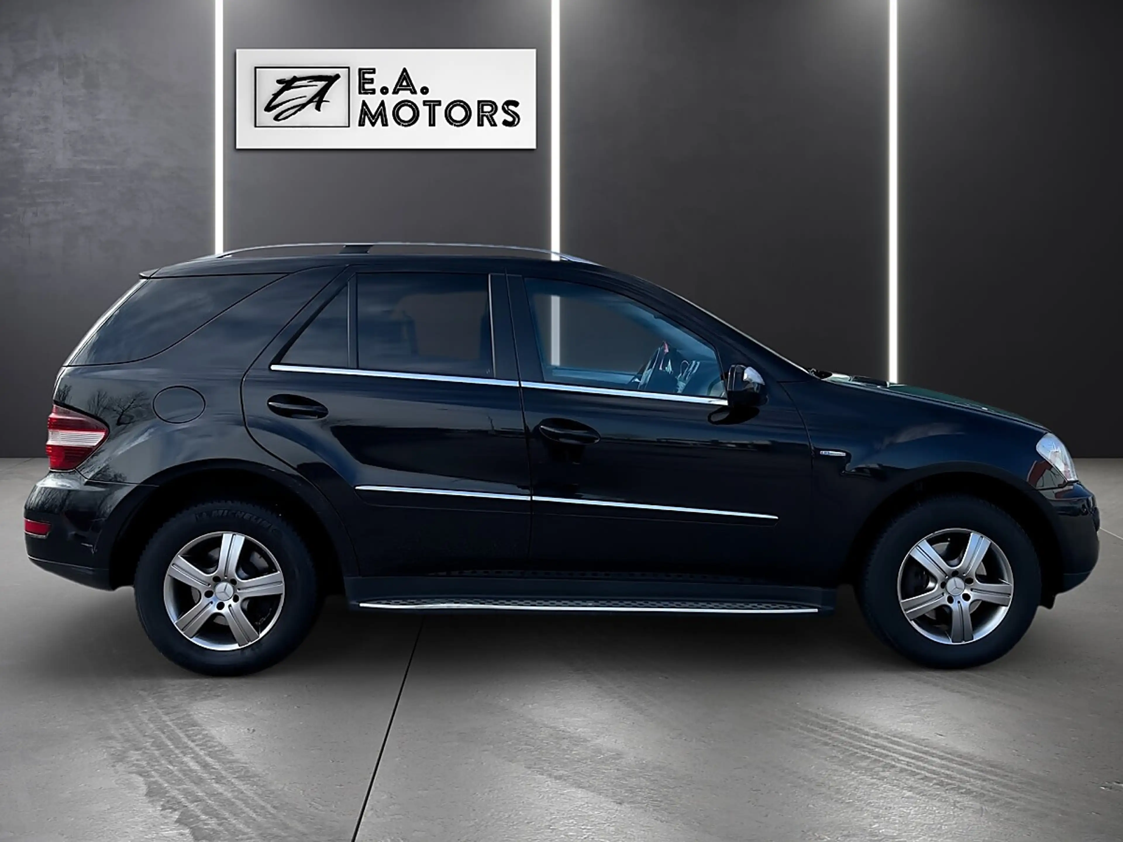 Mercedes-Benz ML 300 CDI BlueEfficiency 4MATIC Aut. DPF — photo 4