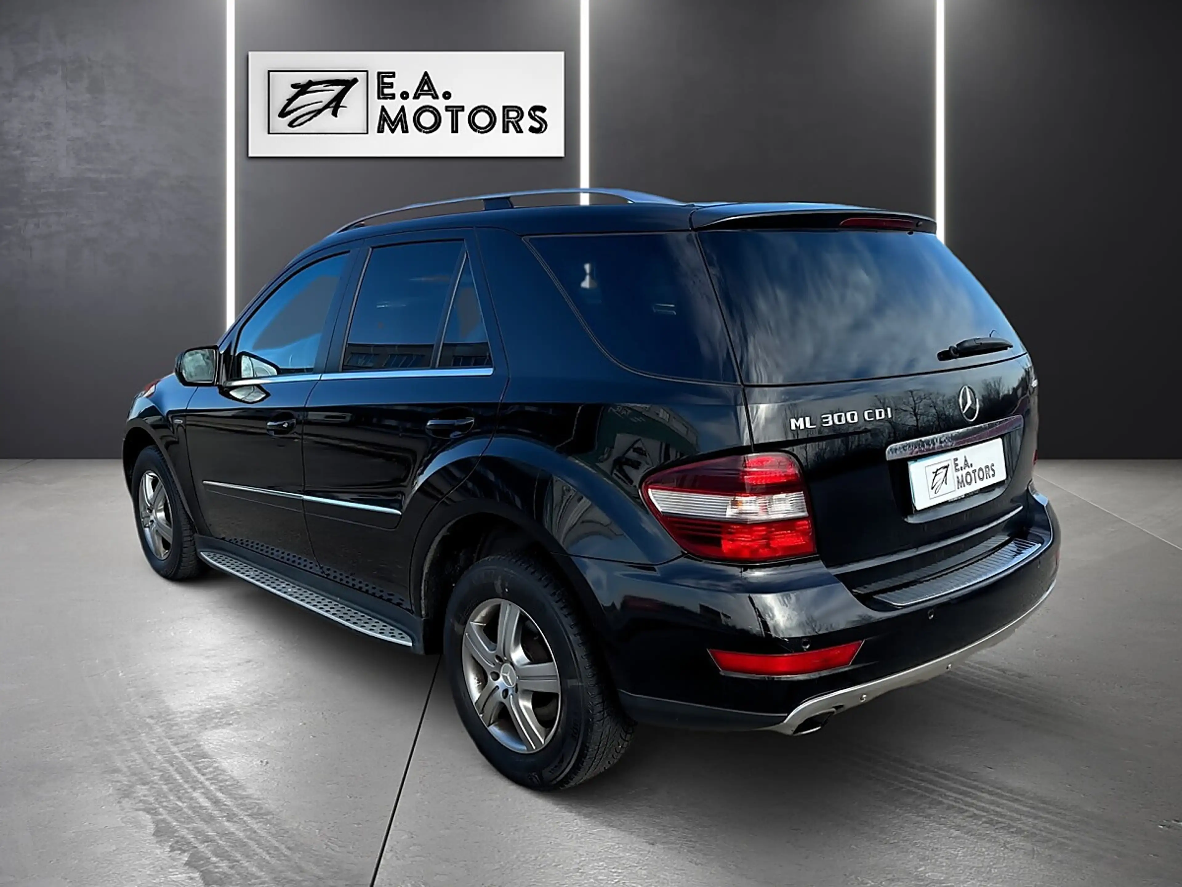 Mercedes-Benz ML 300 CDI BlueEfficiency 4MATIC Aut. DPF — photo 7