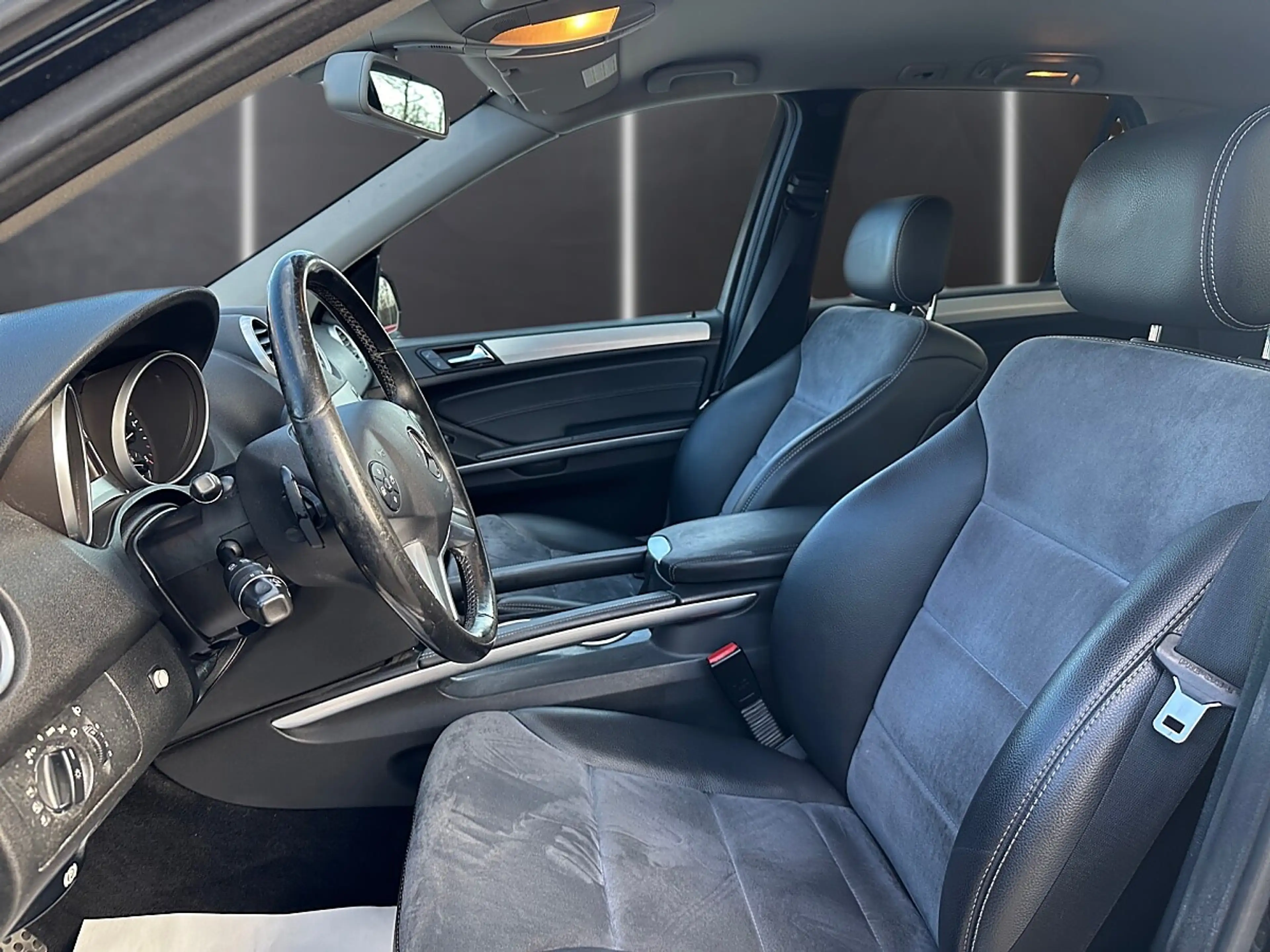 Mercedes-Benz ML 300 CDI BlueEfficiency 4MATIC Aut. DPF — photo 11