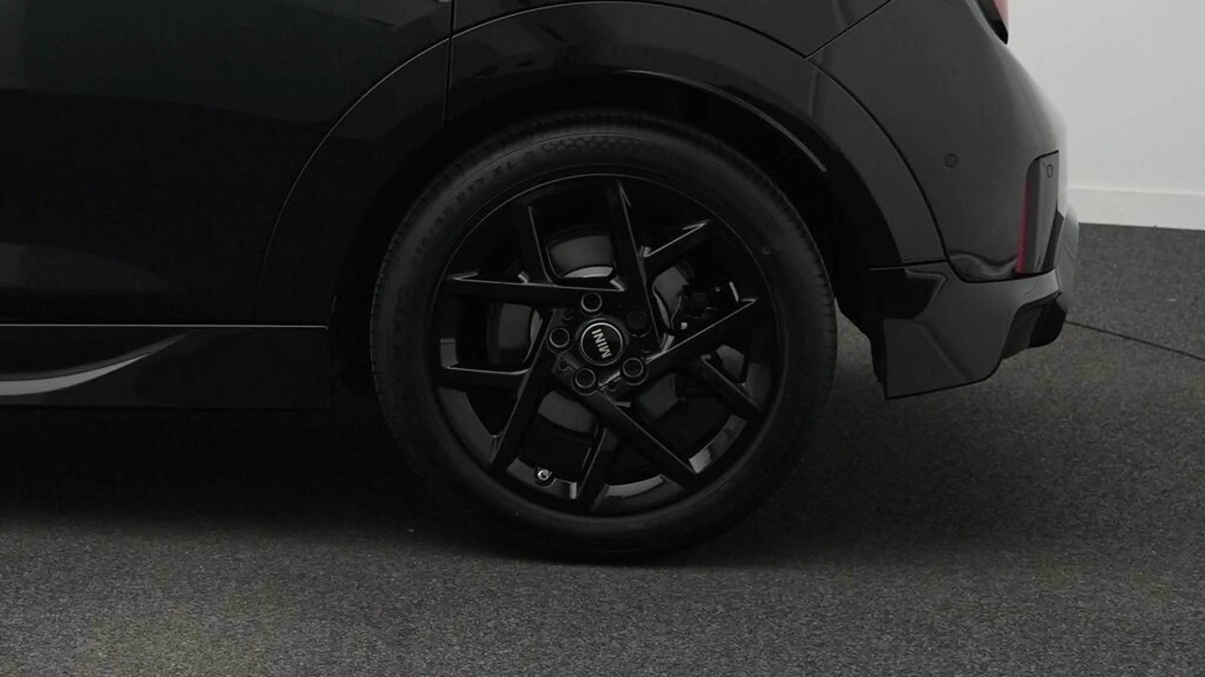 MINI Cooper S John Cooper Works Trim — photo 12
