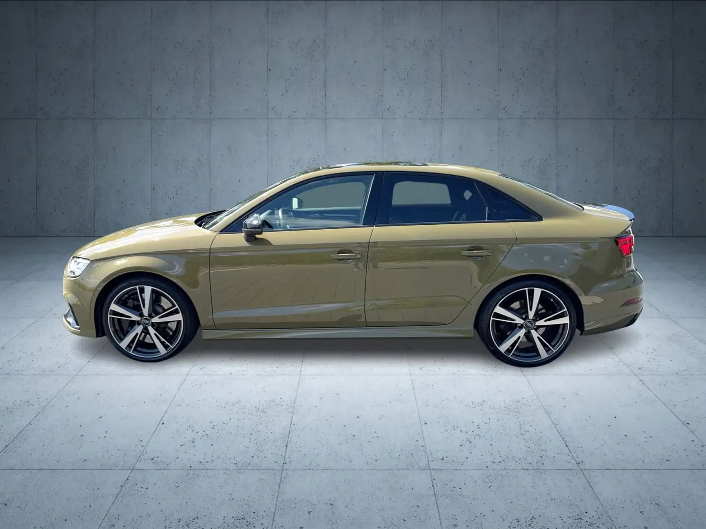 Audi RS3 Matrix/B&O/Pano/280/RS-Aga/M-Ride Grün - 2