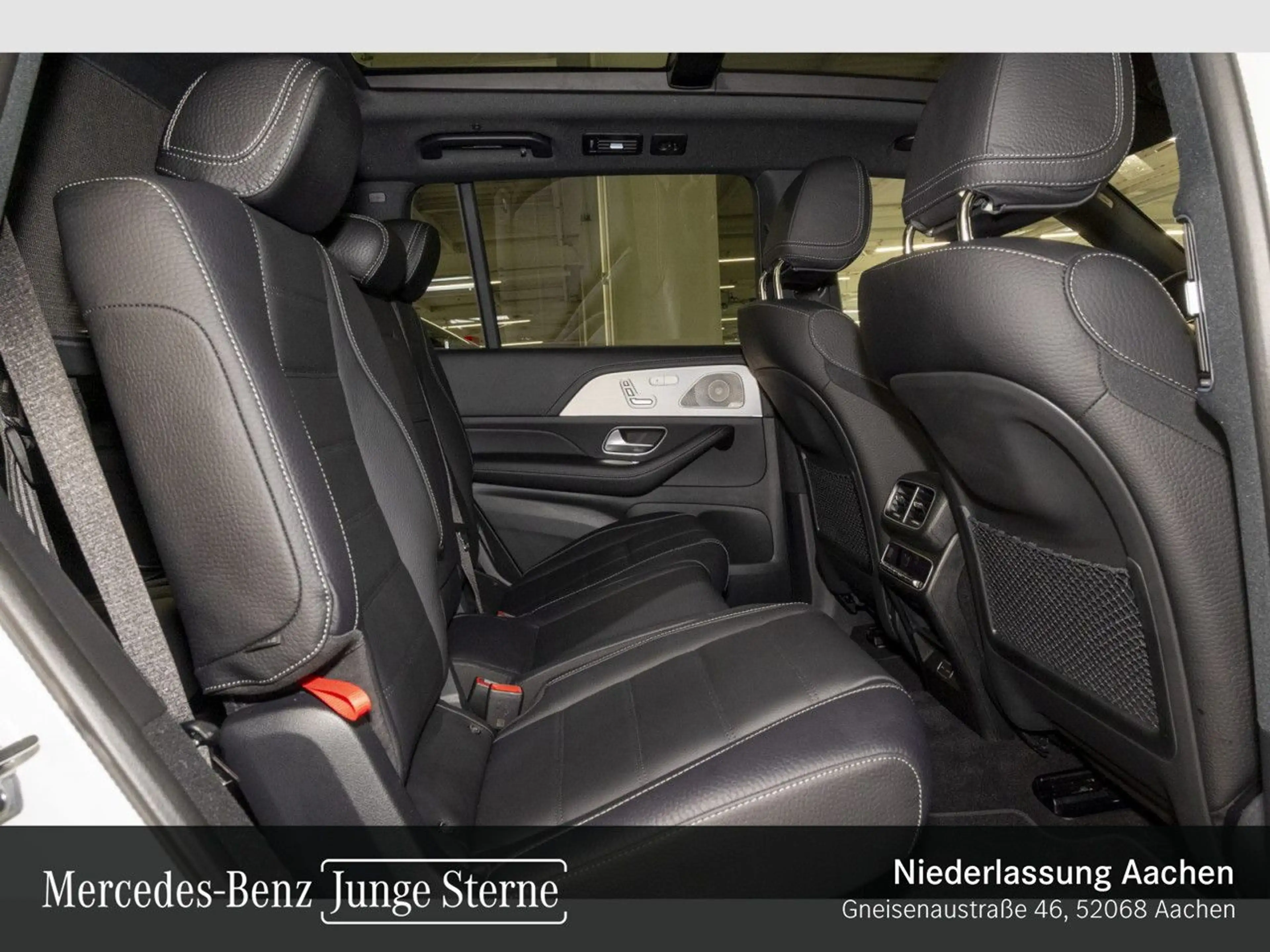Mercedes-Benz GLS 350 d 4M AMG+NIGHT+PANO+360+AHK+MULTIBEAM+SPUR — photo 11