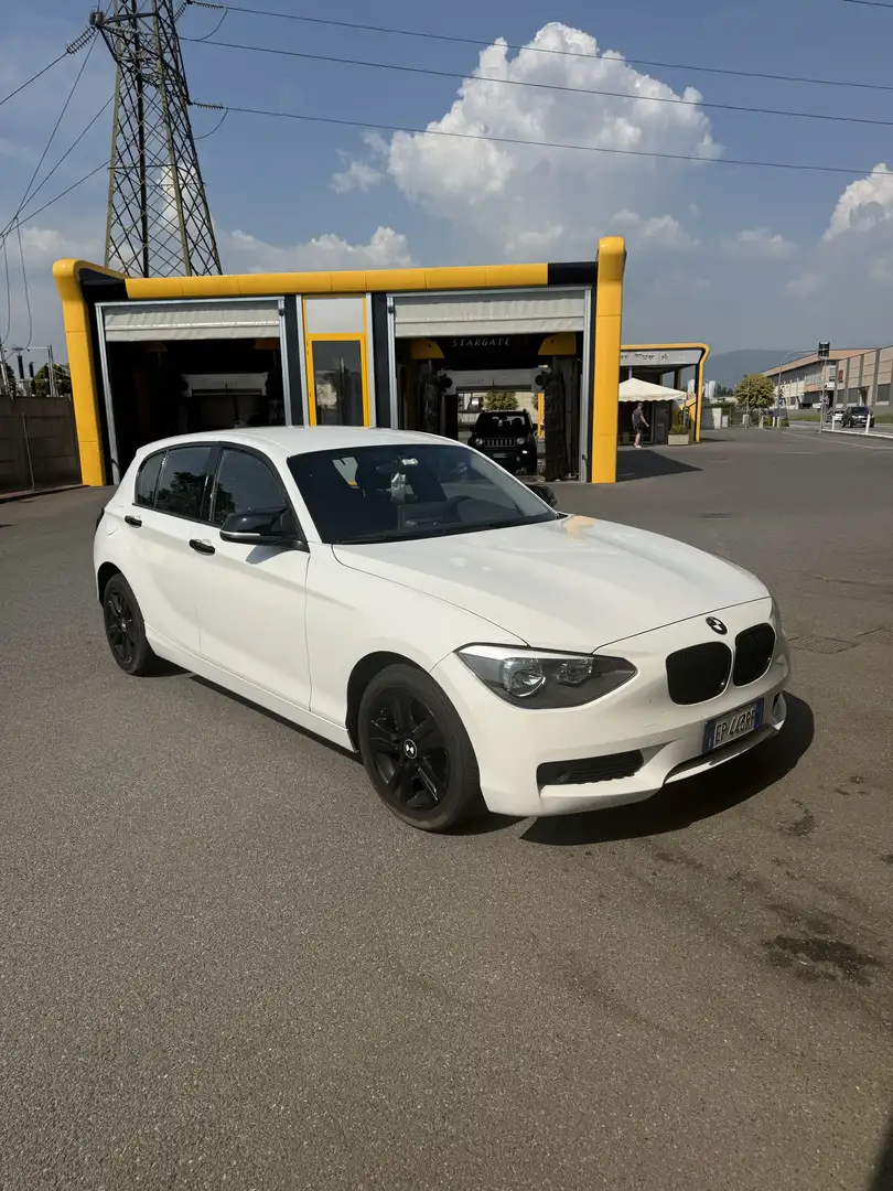 BMW 114 114d 5p Joy - 1