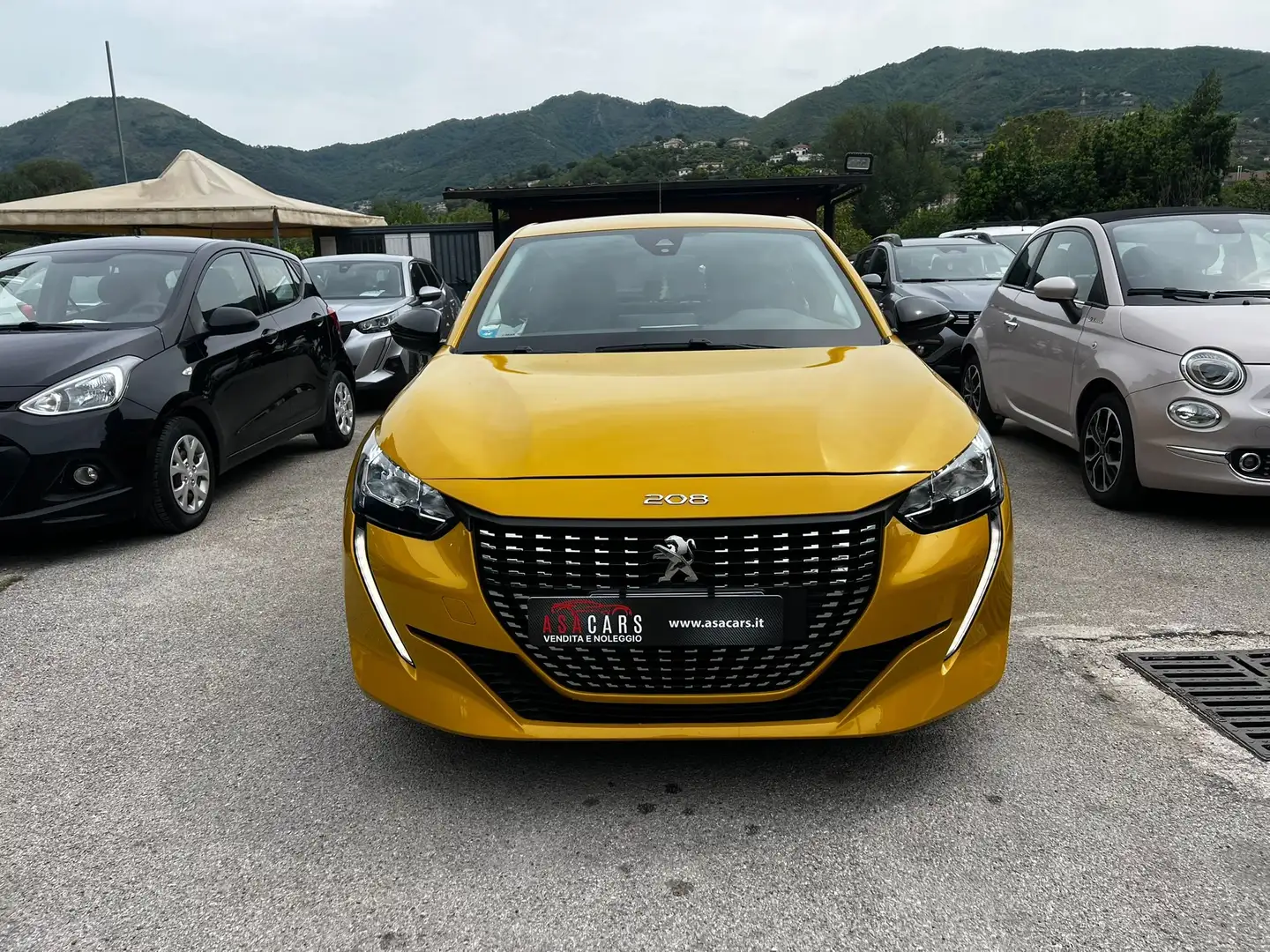 Peugeot 208 208 1.2 puretech Allure Oro - 1