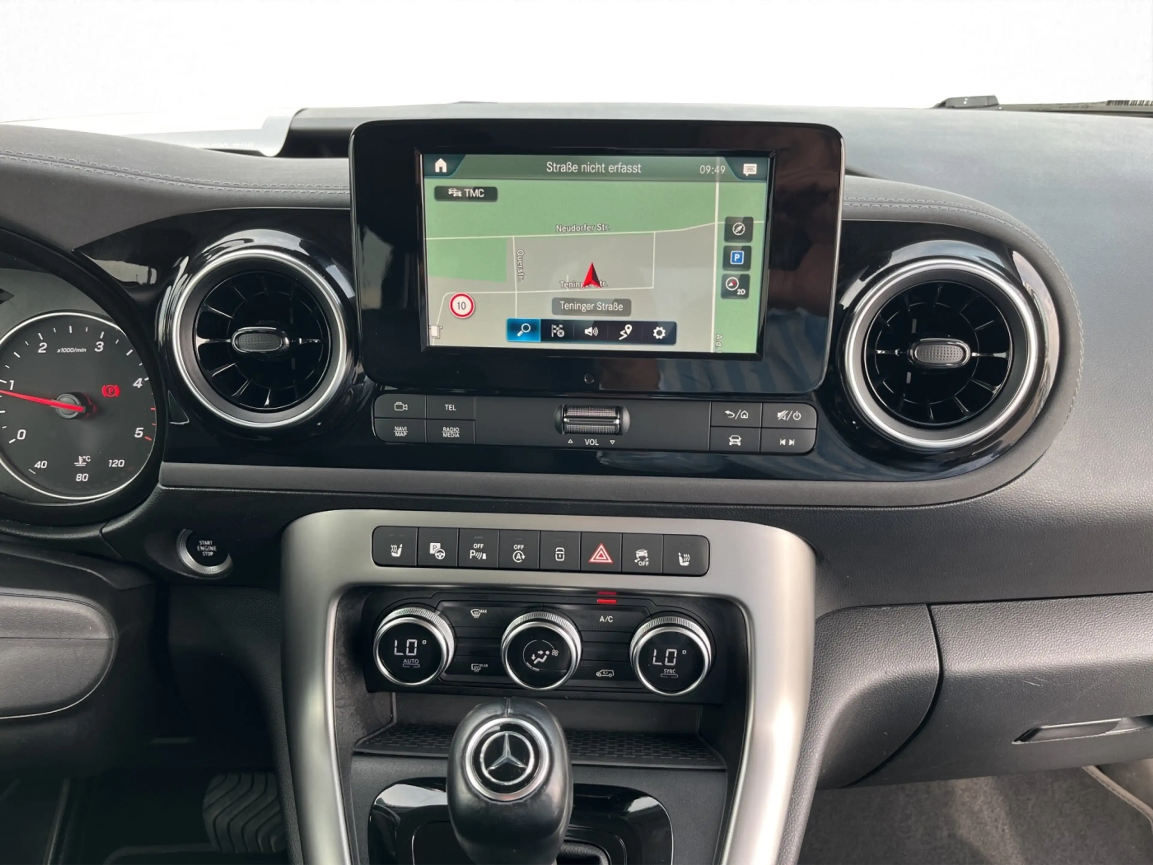 Mercedes-Benz T-Class T 180 d PROGRESSIVE EDITION LED Klima Sitzh. — photo 12