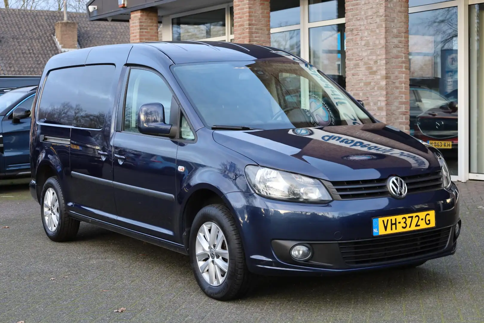 Volkswagen Caddy 1.6 TDI Maxi BMT TREKHAAK TUSSENSCHOT CRUISE STOEL Bleu - 2