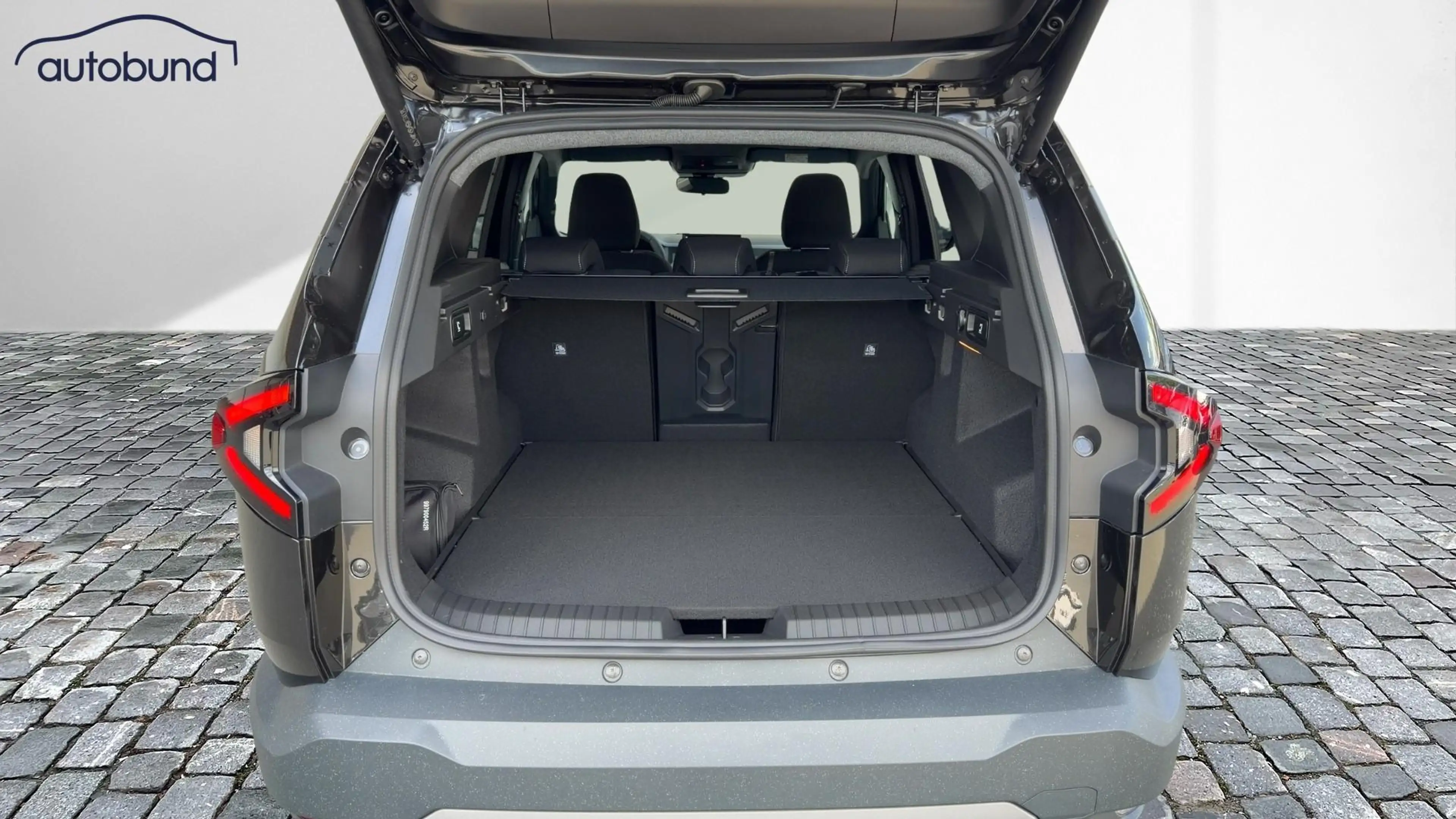 Dacia Bigster 1,2 TCE (MHEV) 140 Celebration Alu KA LED Link LRH NAV NBA PDC RFK SHA Shz WSS beh. — photo 8