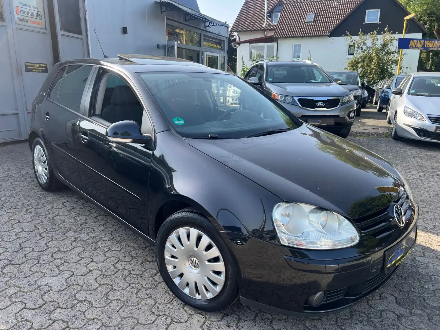 Volkswagen Golf V Lim. Tour Edition *1.HAND* Noir - 1