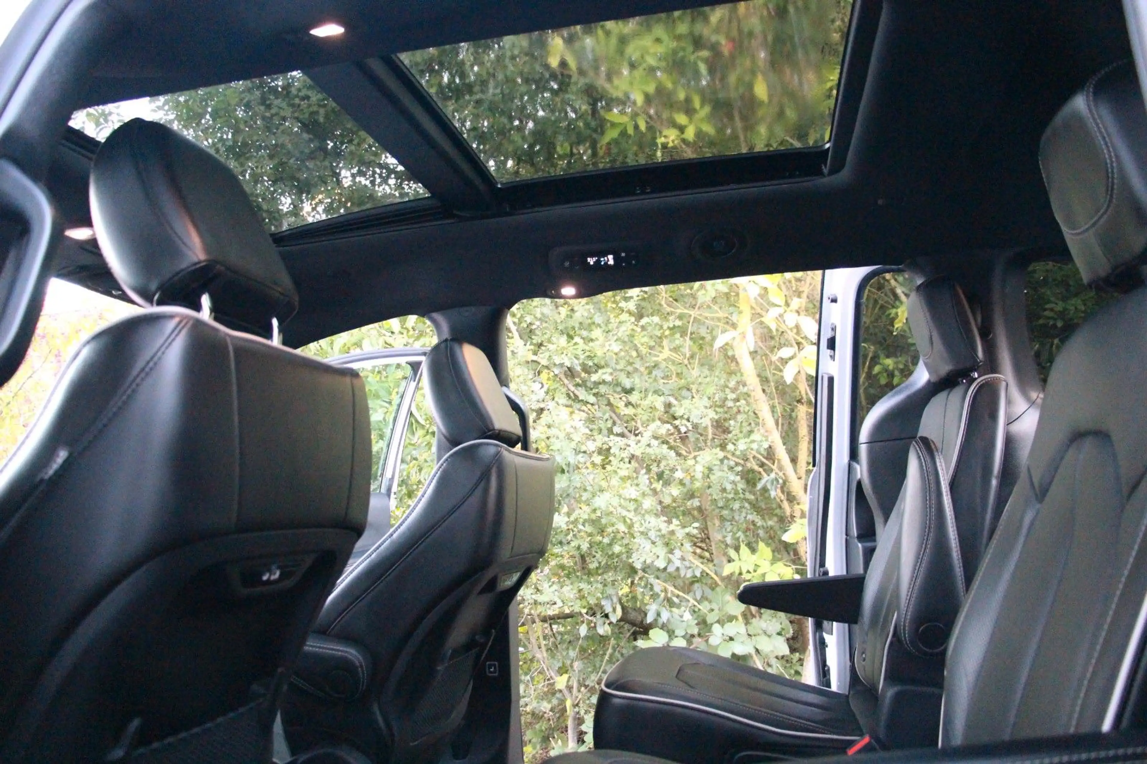 Chrysler Pacifica 3.6 LPG Gasanlage Vollausstattung 7Sitz — photo 19
