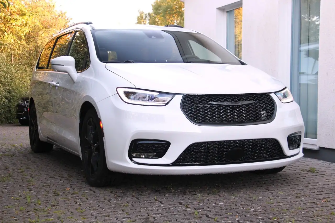 Chrysler Pacifica