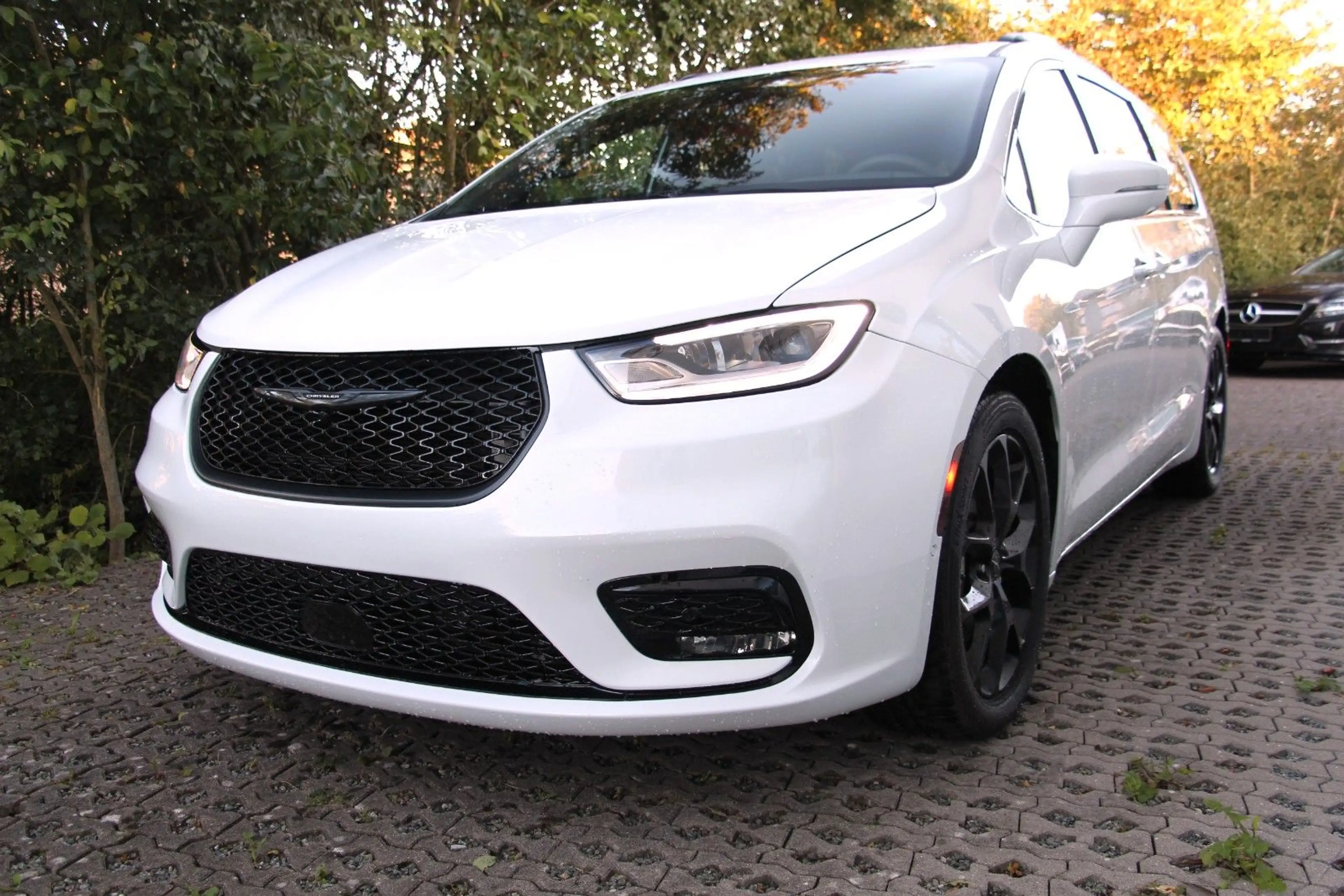 Chrysler Pacifica 3.6 LPG Gasanlage Vollausstattung 7Sitz — photo 2
