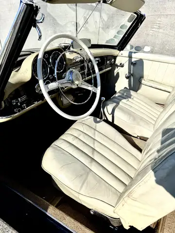Mercedes-Benz 190 190 SL Cabrio Ansicht 16