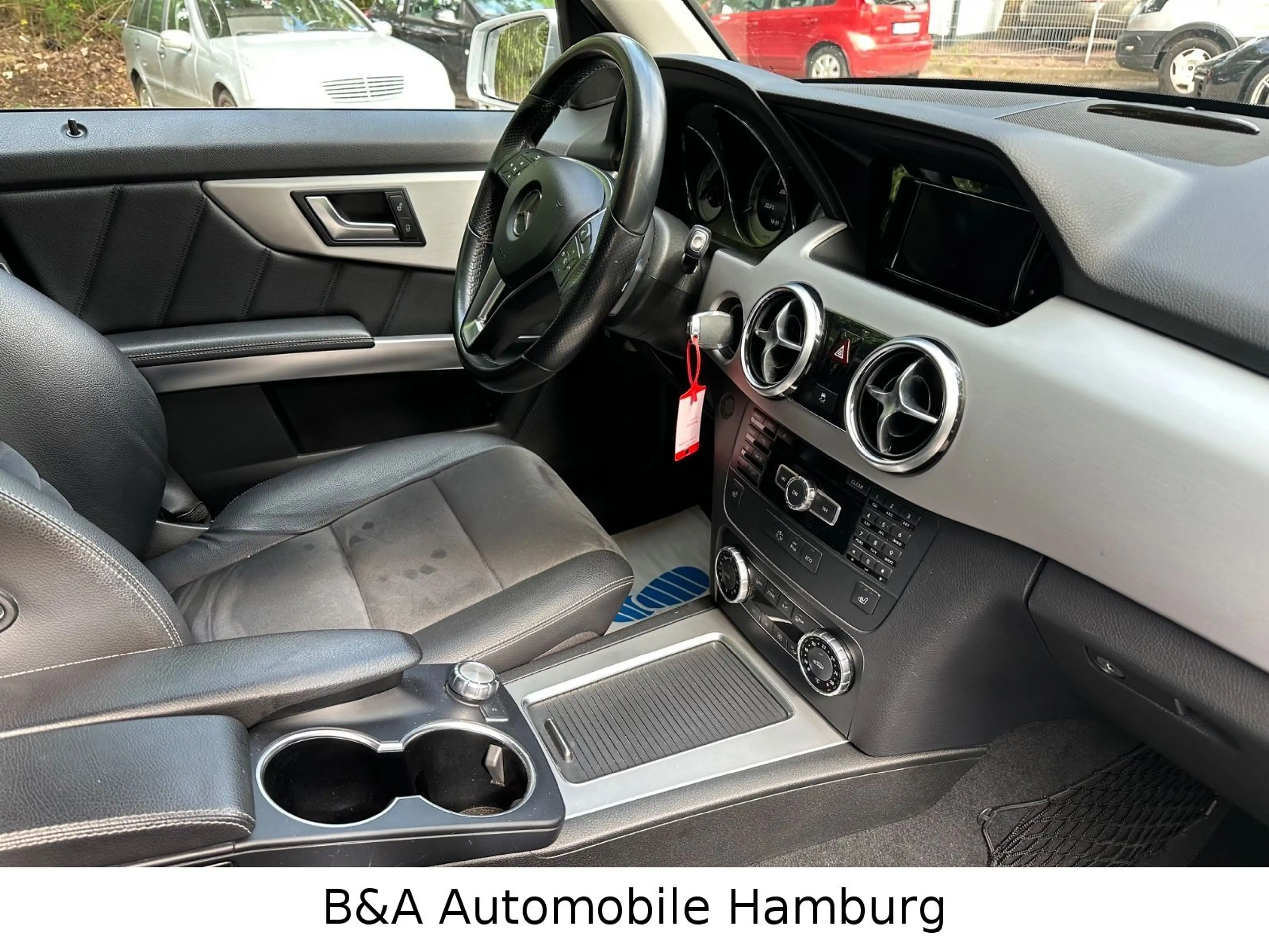 Mercedes-Benz GLK 200 Navi+Alcantara 2 Hand — photo 11