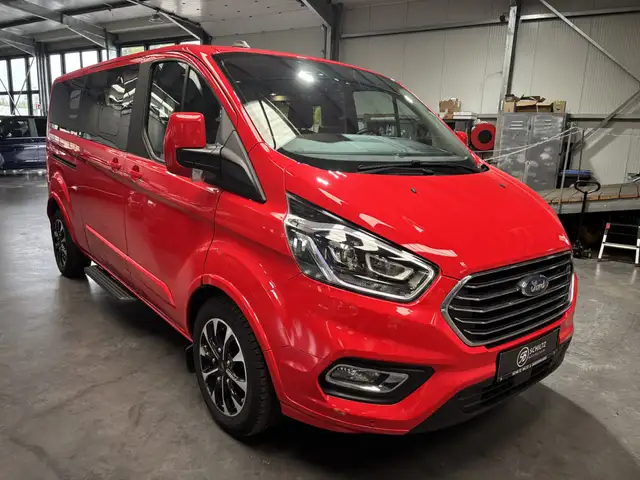 Ford Tourneo Custom 2.0 TDCi 170HP 8PL autom.