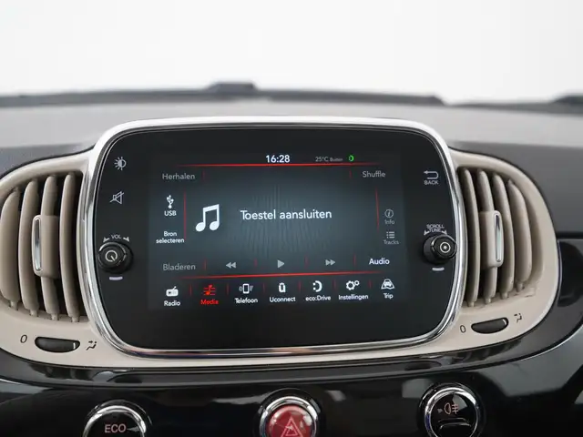 Fiat 500 view 13
