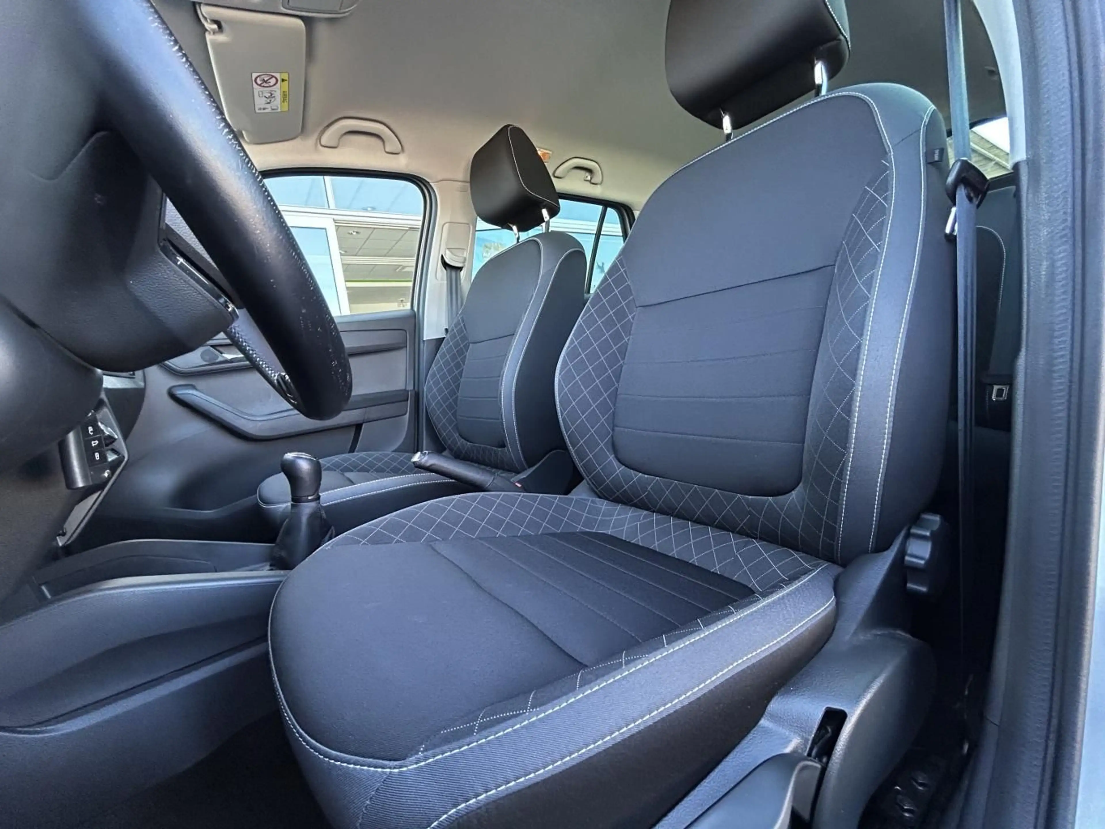 Skoda Fabia Combi 1.0 TSI SMART-LINK+NAVI+DAB+SHZ+PDC+ — photo 8
