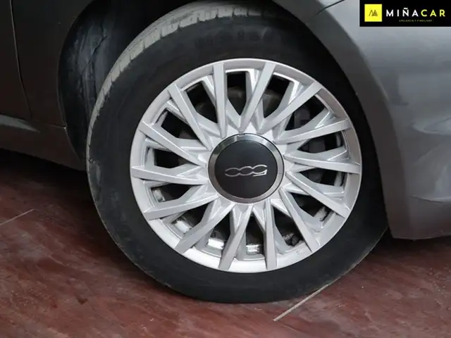 Fiat 500 view 22