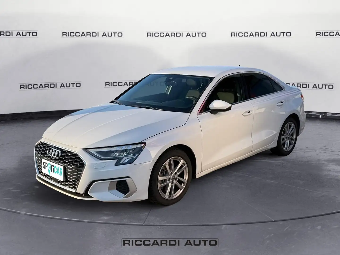 Audi A3 4ª serie Sedan 35 TFSI S tronic Blanc - 1