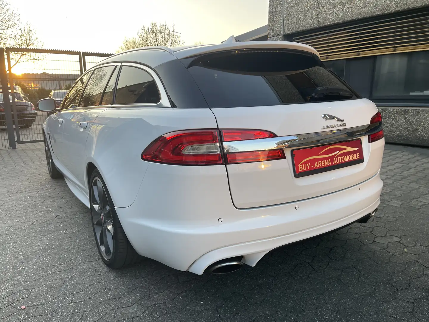 Jaguar XF 3.0 V6 Diesel Sportbrake R-Sport Voll Weiss 2.Hand Weiß - 2