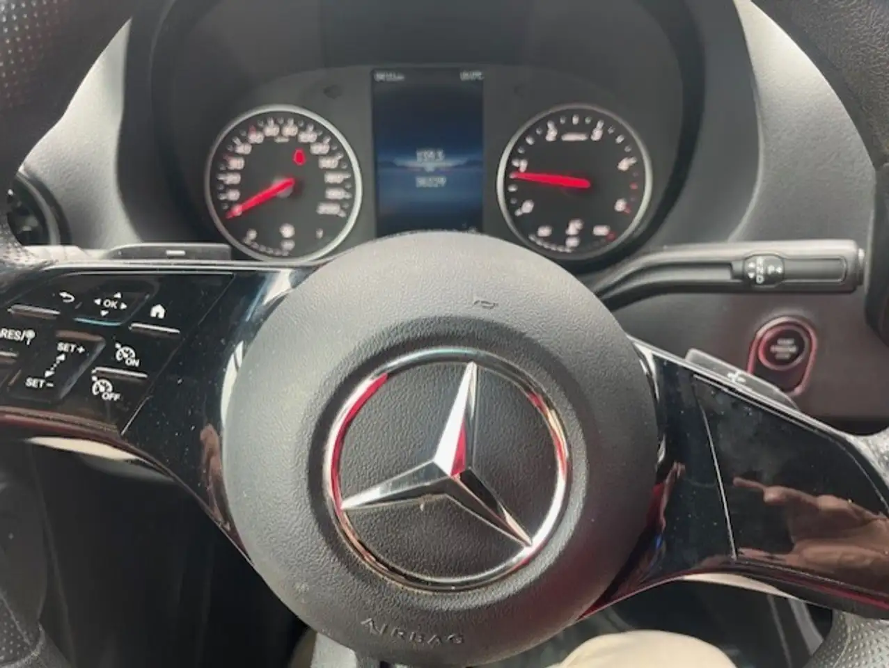 Mercedes-Benz Sprinter снимка Mercedes-Benz Sprinter