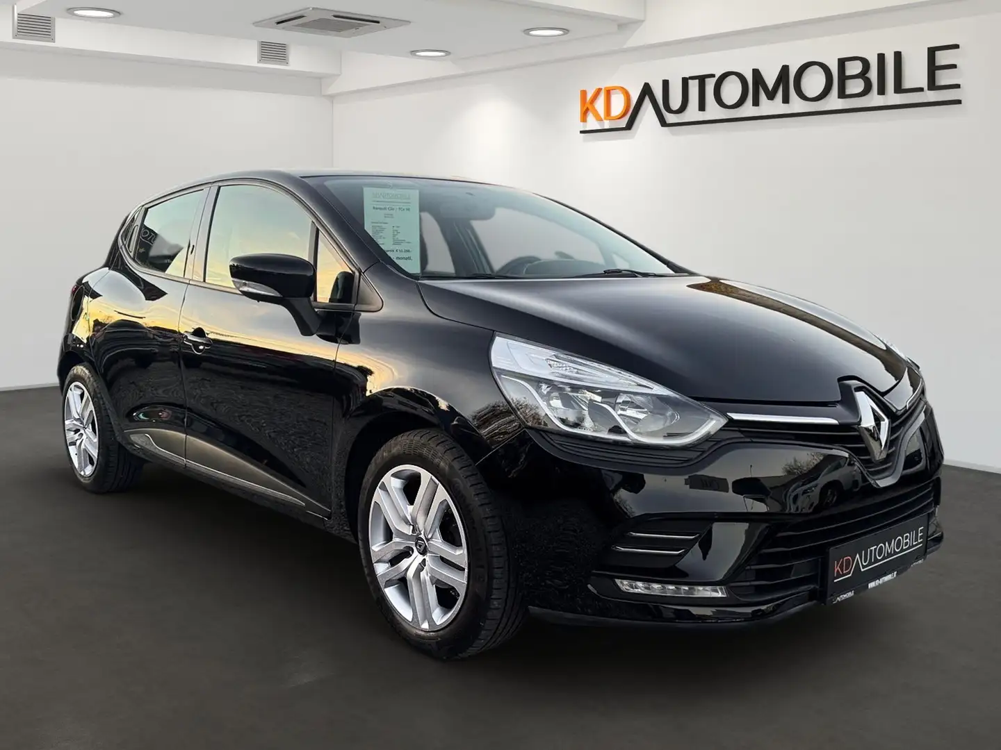 Renault Clio Limited TCe 90, wenig Km ! Schwarz - 2
